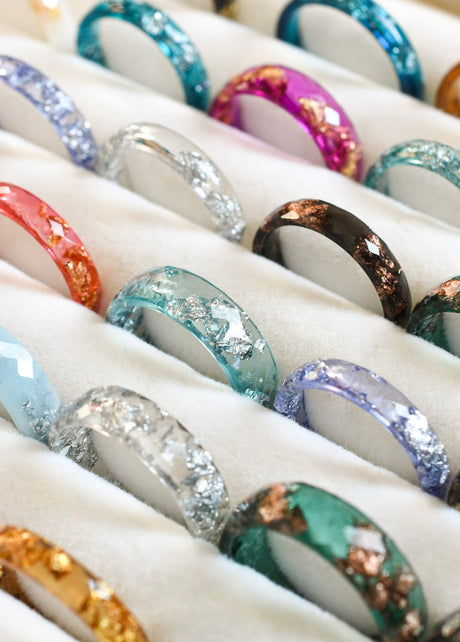 Minimal resin rings with metallic accents – Modern Rings by Resity Vienna
