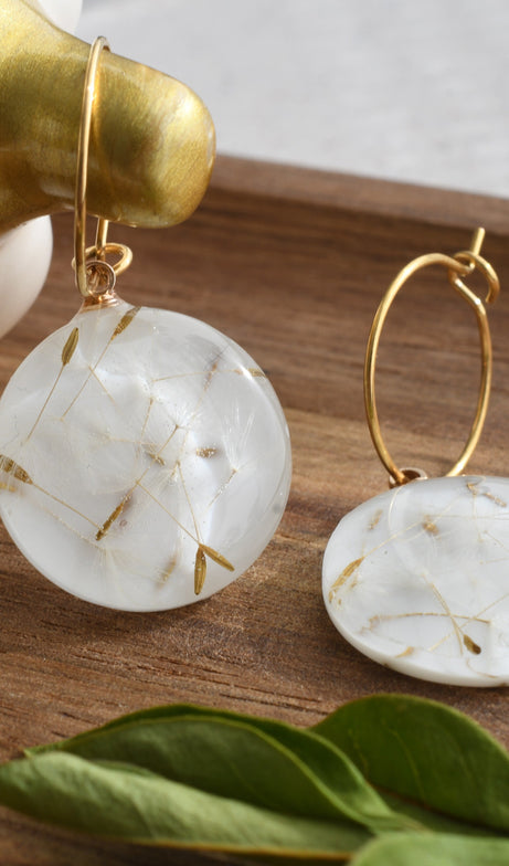 collections/gold-hoop-earrings-with-dandelion-in-resin_jpg.jpg