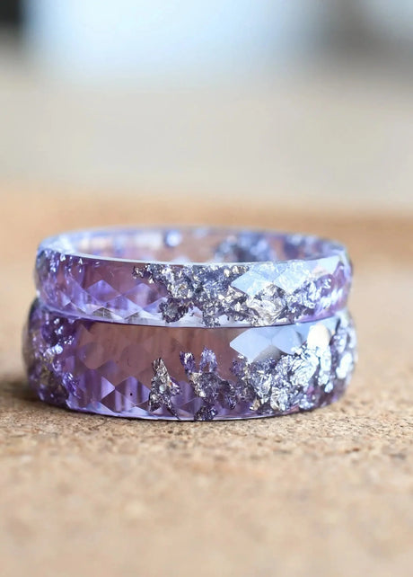 Matching resin ring sets for two – Connection Rings by Resity Vienna