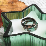 Classic faceted jade green resin ring with rose gold leaf detail