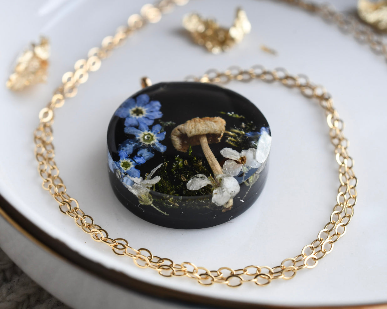 natural-elements-pendant-moss-mushroom-blue-flowers-resin-jewelry.jpg