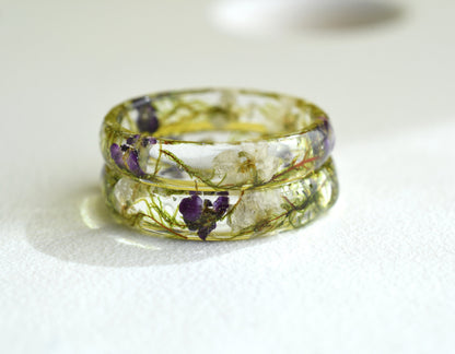 Handmade promise ring with real flowers in resin