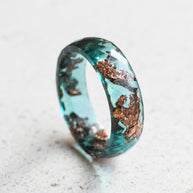 Faceted jade green resin ring with metallic rose gold leaf handmade in Vienna