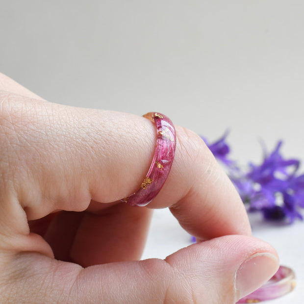 Tulip Bloom Ring with real tulip petal preserved in resin — handcrafted botanical jewelry by Resity