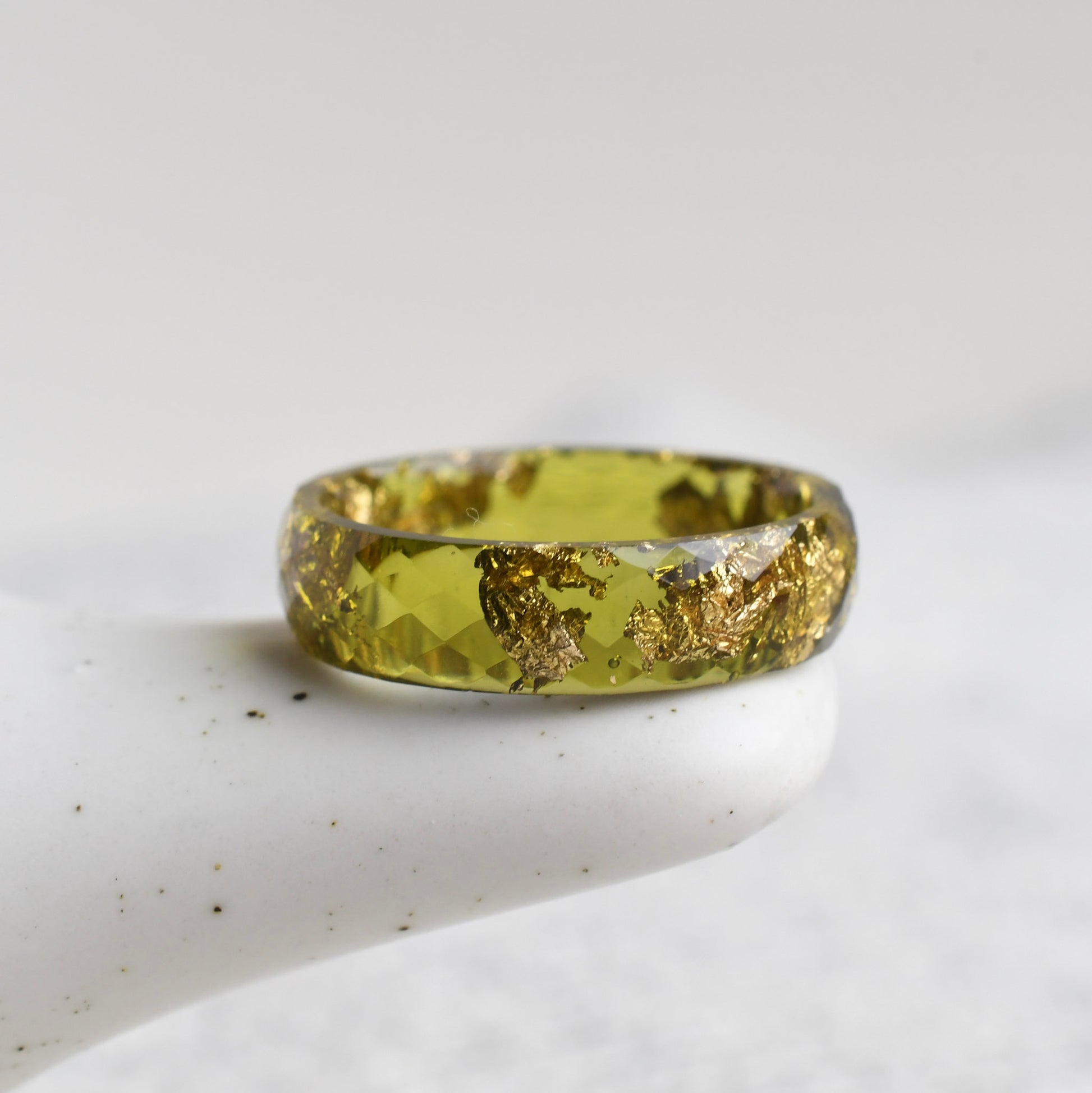 Modern unisex citrus yellow resin ring with faceted band design