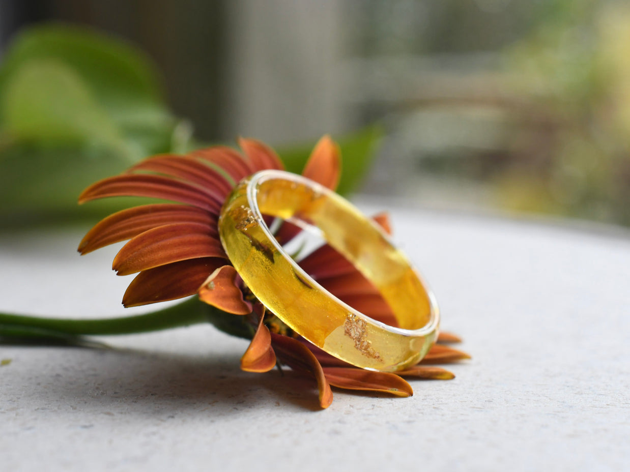 December birth flower narcissus ring — handmade European artisan jewelry by Resity