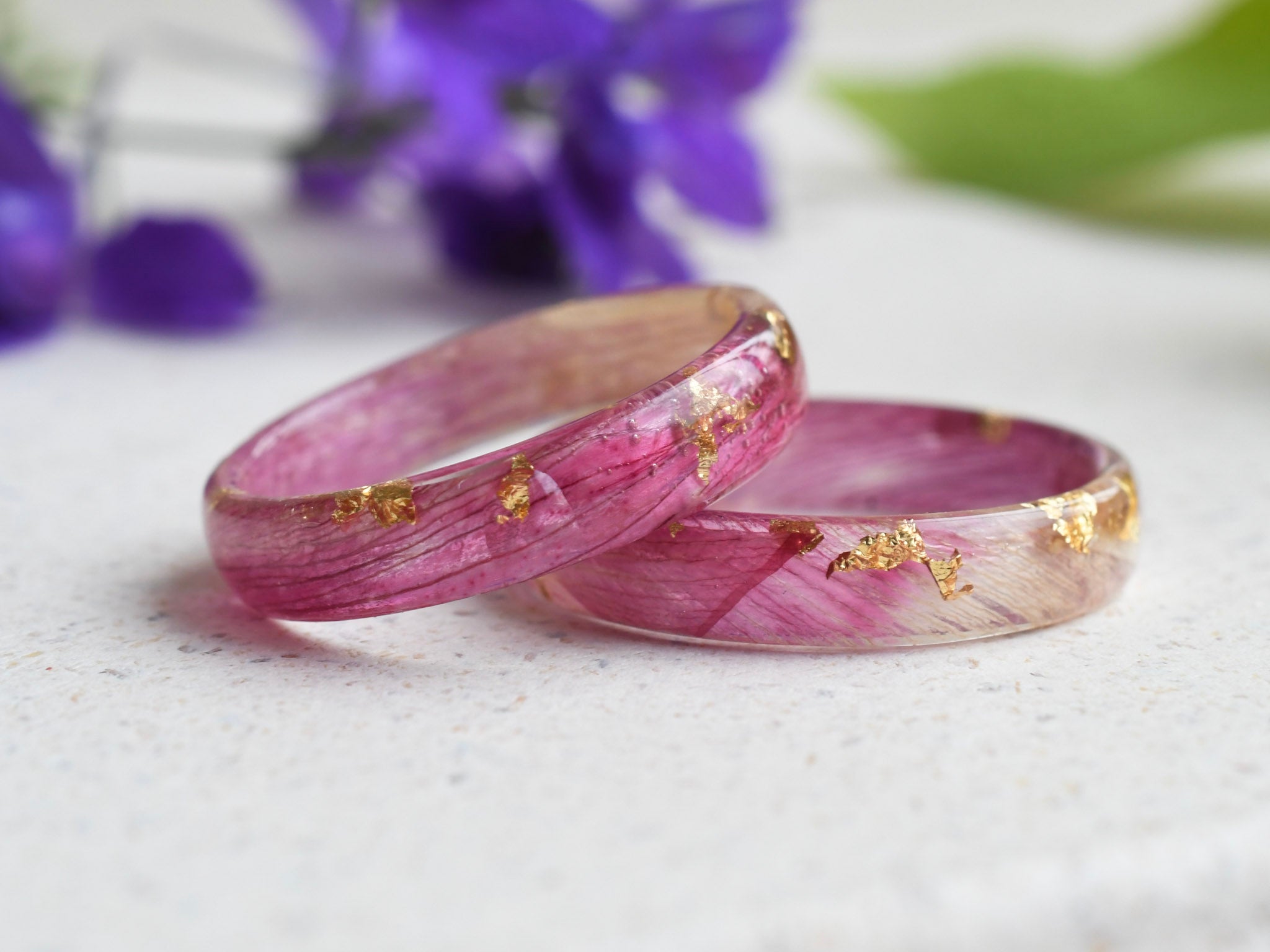 Tulip resin ring with gold leaf — handcrafted botanical art jewelry from Vienna