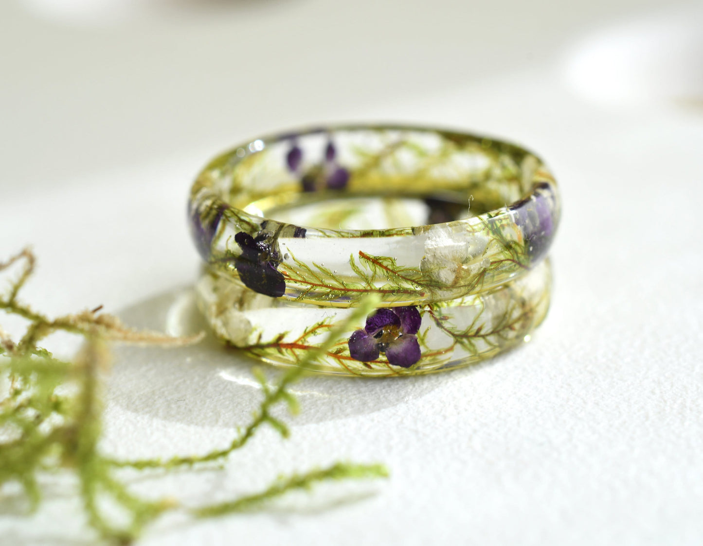 dried flowers resin ring