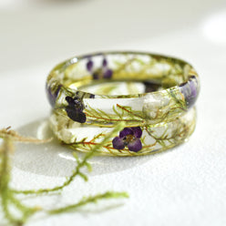 dried flowers resin ring