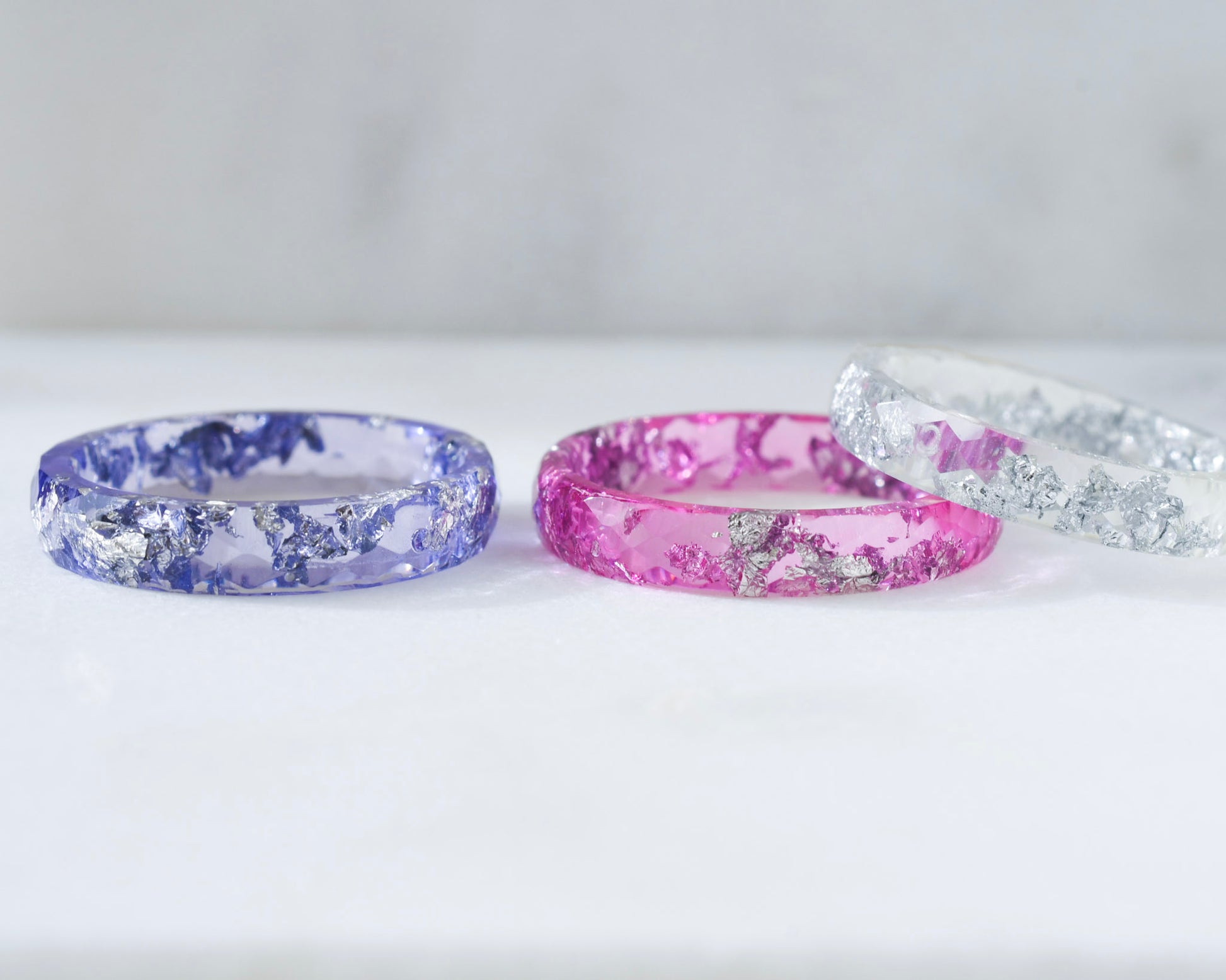 Iris Stack – 3er-Ring-Set in Pink, Violett & Klar