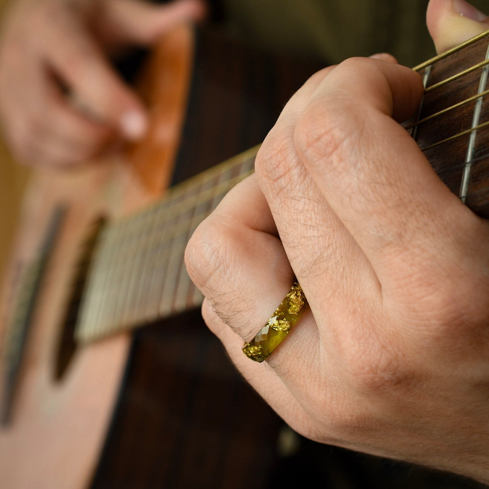 Lightweight alternative wedding band for men in olive gold tones
