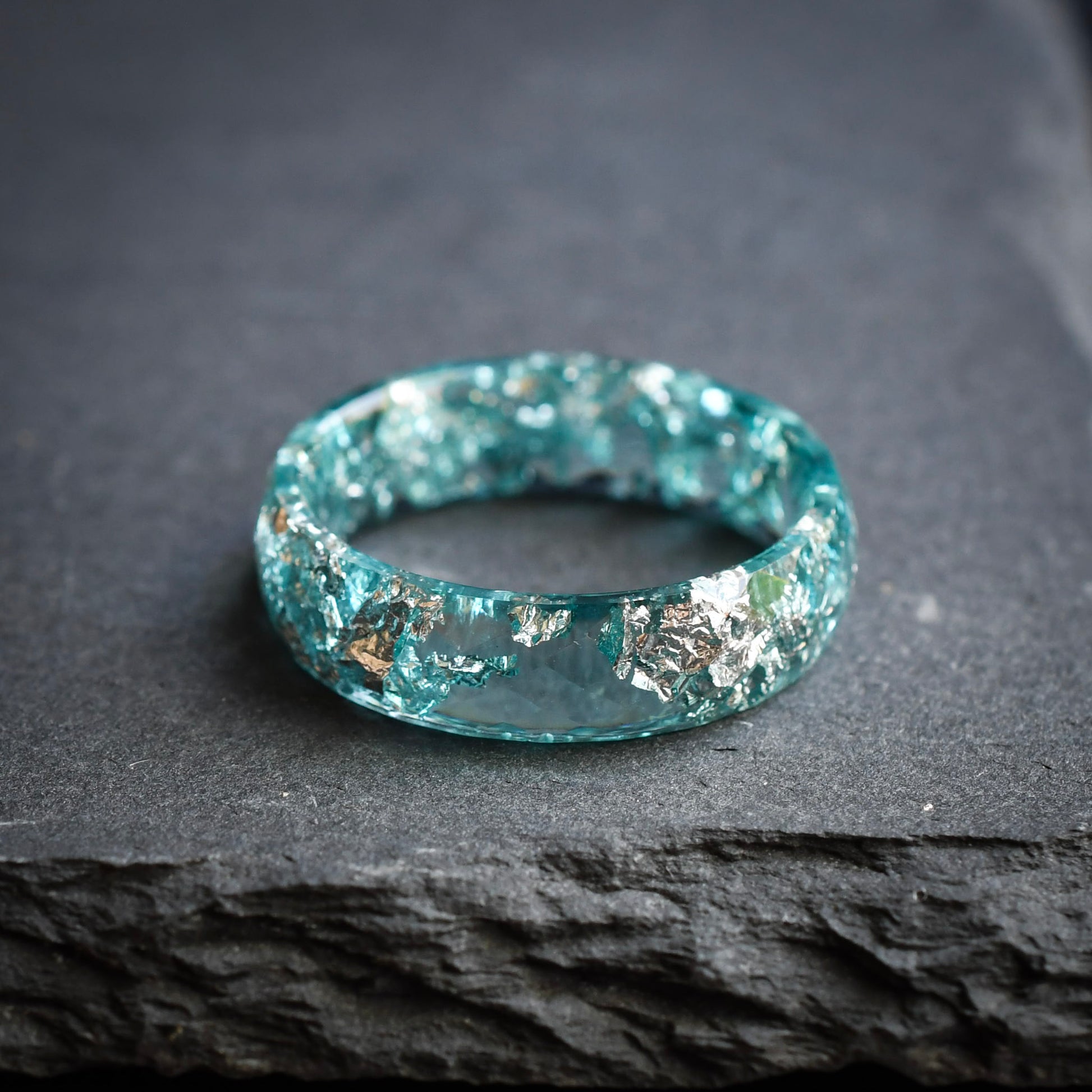 Lightweight modern aquamarine band for men