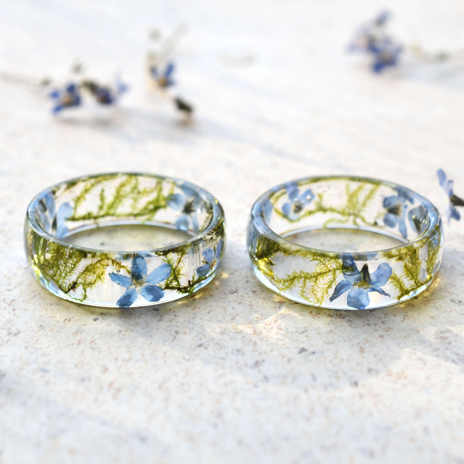 Symbolic forget-me-not moss resin ring gift
