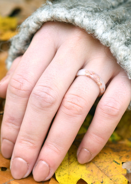Handmade off-white faceted resin ring with rose gold leaf — crafted in Vienna by Resity