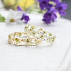 Real flower thin resin band, nature-inspired jewelry