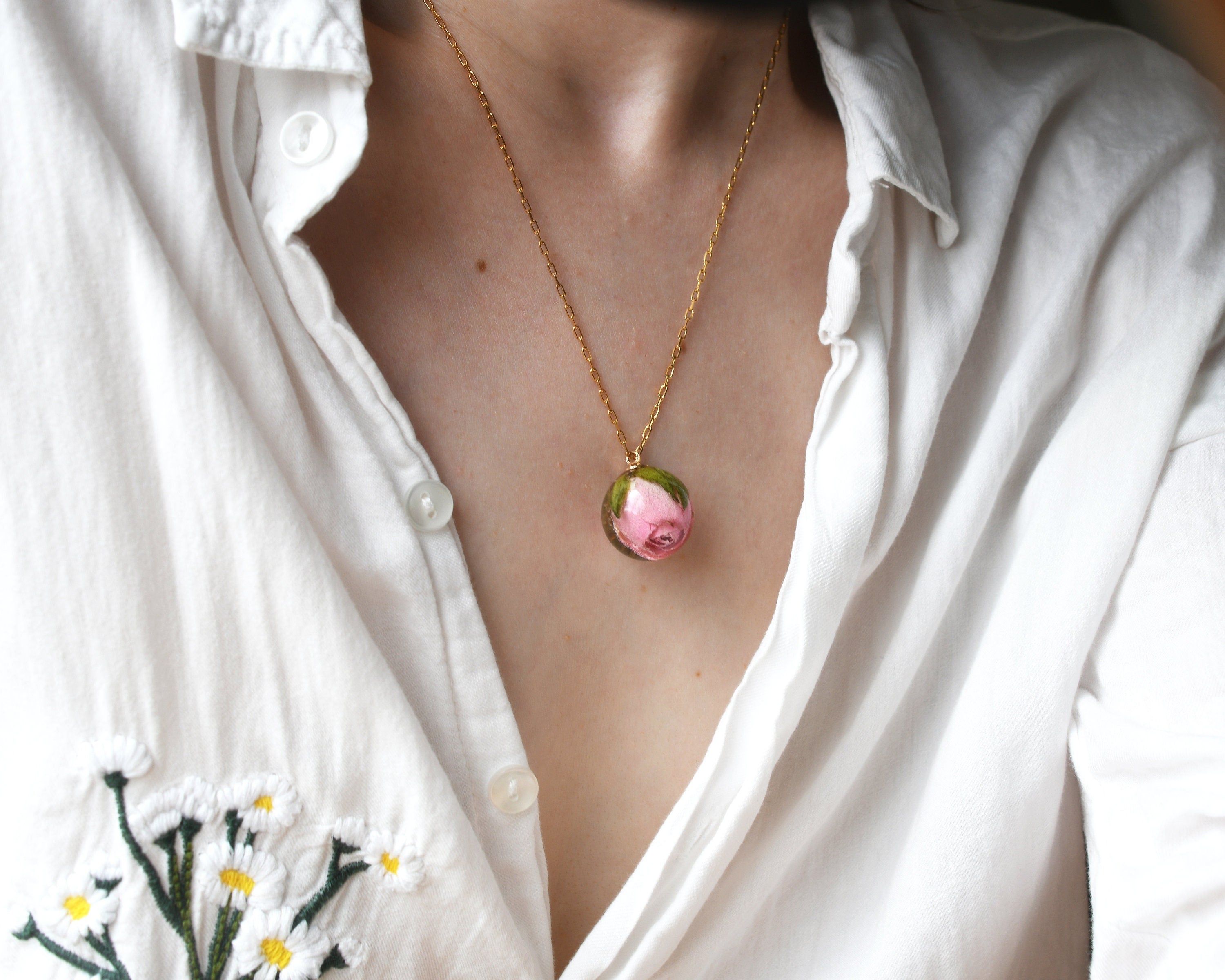 Real dried flower jewelry handmade on model