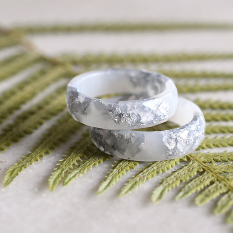 White resin ring with silver flakes handmade by Resity in Vienna