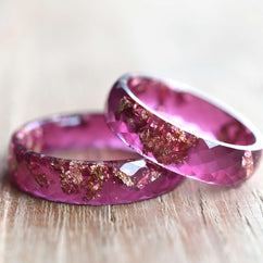 magenta color resin ring