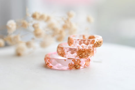 Pink faceted resin ring with gold flakes handmade by Resity in Vienna